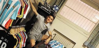 Paulo Dybala alardea con camisetas - Noticiero de Venezuela