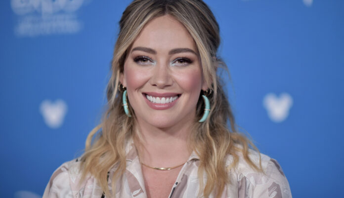 Hilary Duff responde a críticas - Noticiero de Venezuela