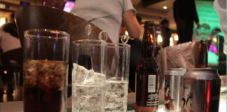 consumo de alcohol adulterado en México - Noticiero de Venezuela