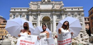 Novias protestan en Italia - NDV