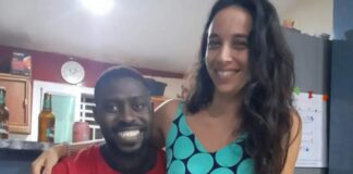 Arianna Ortega una venezolana vendiendo arepas en Africa-NDV