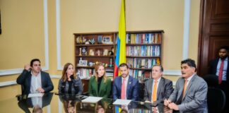 Ivan Duque propone ley para legalizar a niños venezolanos-NDV