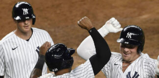 Yankees tuvieron una noche magistral con el madero y conectan seis jonrones ante el picheo de los Cachorros de Chicago en el Yankee Stadium.