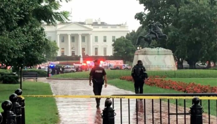 Rayo cayó cerca de la Casa Blanca