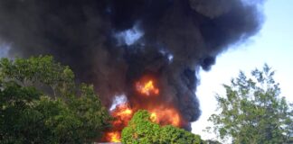 incendio en fábrica de pinturas en Yare-ndv