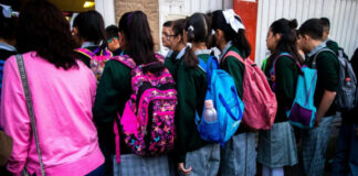uniforme neutro en escuelas de México 