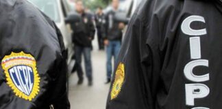 Docente bomba lacrimógena