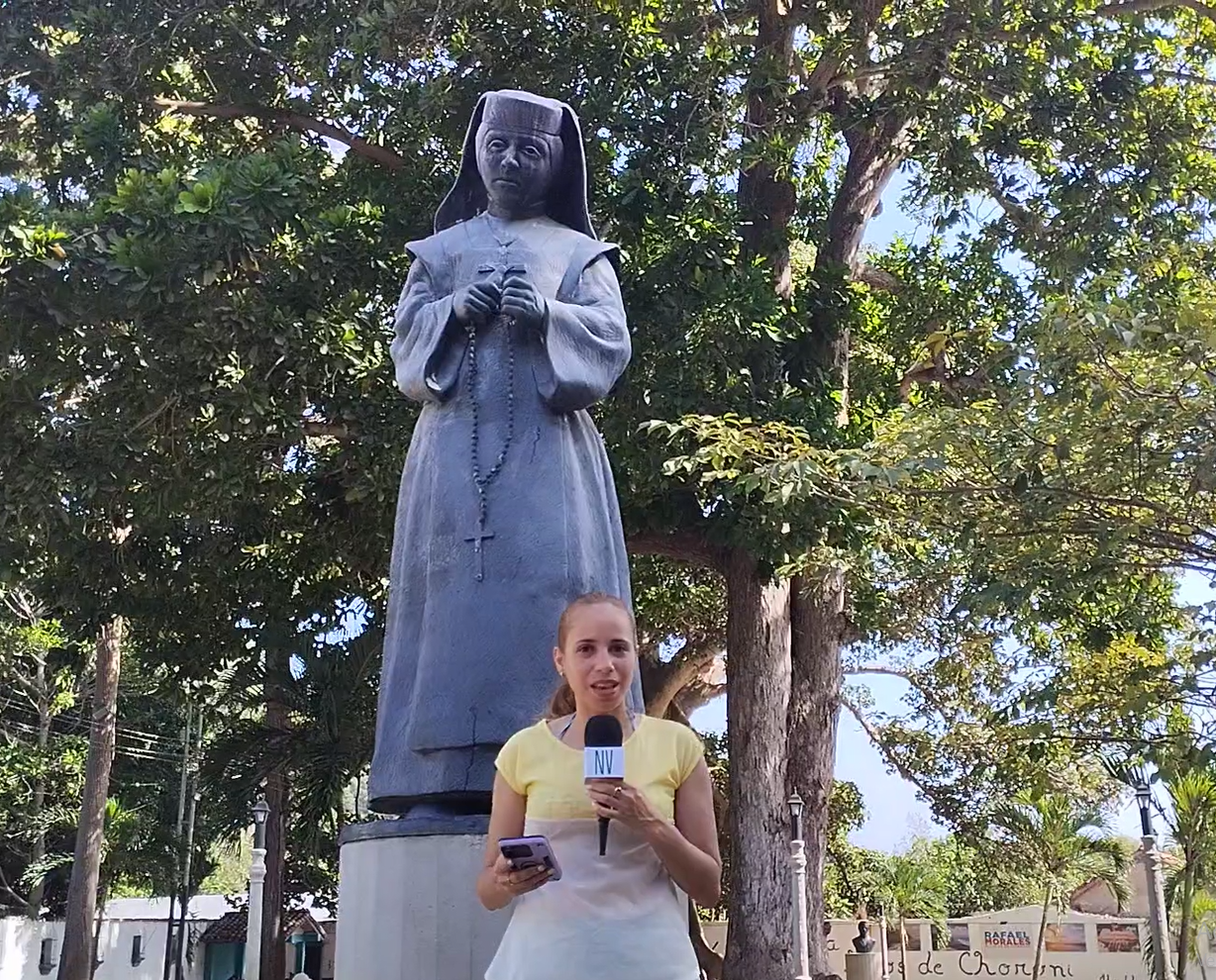 Estatua en homenaje a la Madre María de San José en choroní- ndv