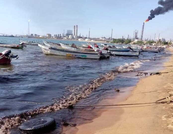 derrames golfete de coro afectado por derrames de hidrocarburos- ndv