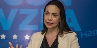 María Corina dos monedas en Venezuela 