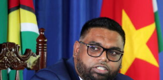 Presidente de Guyana Comando Sur