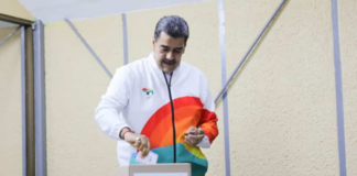 Maduro voto en el referendo por el Esequibo