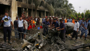 estrelló avión de entrenamiento Bangladés NDV