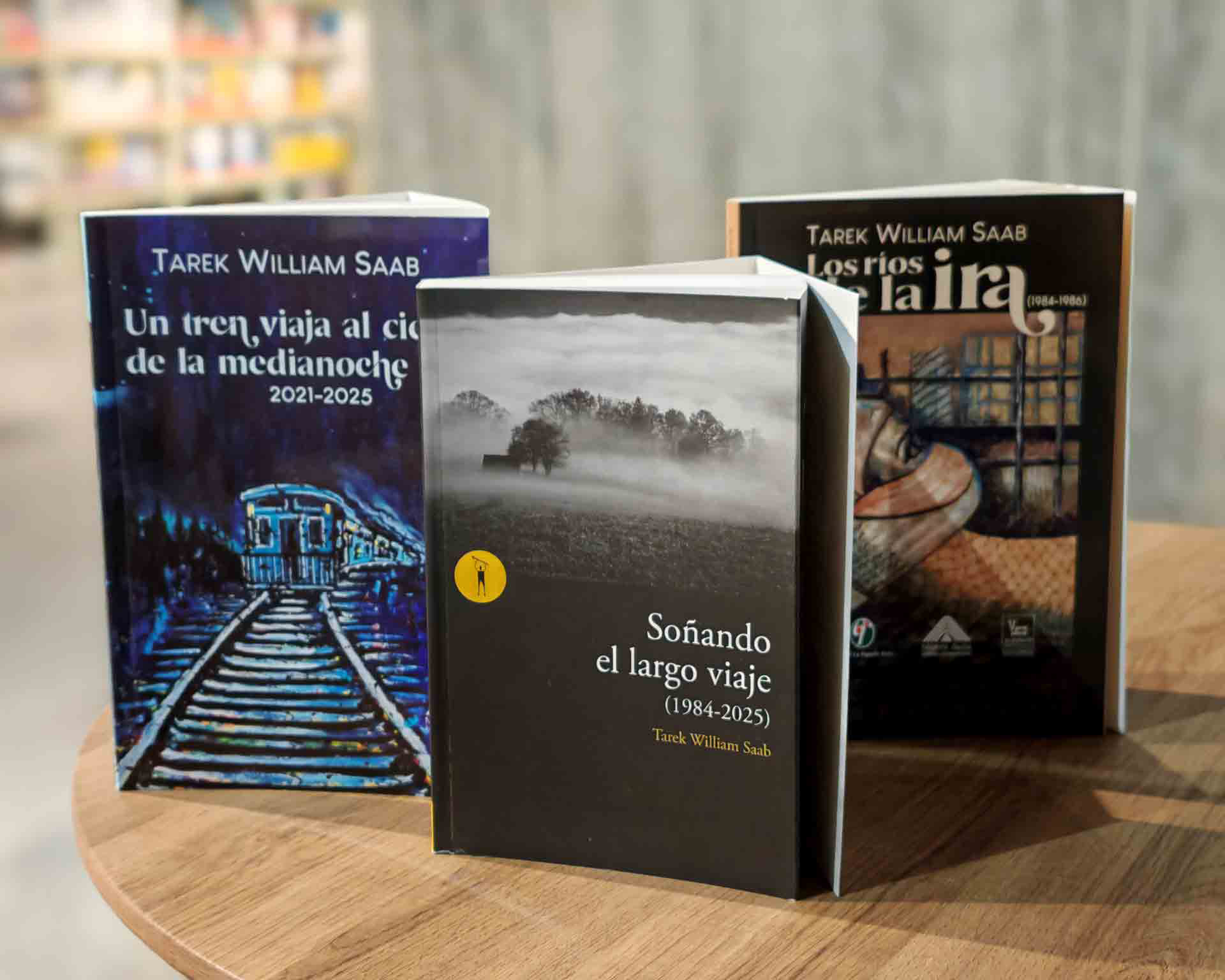 Coloquio de Tarek William Saab