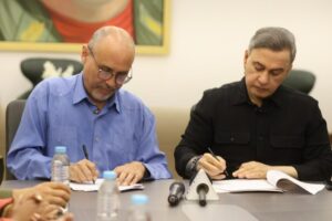 Tarek William Saab Unearte NDV
